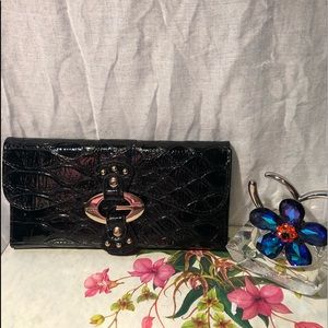 GUESS by Marciano Black trifold wallet